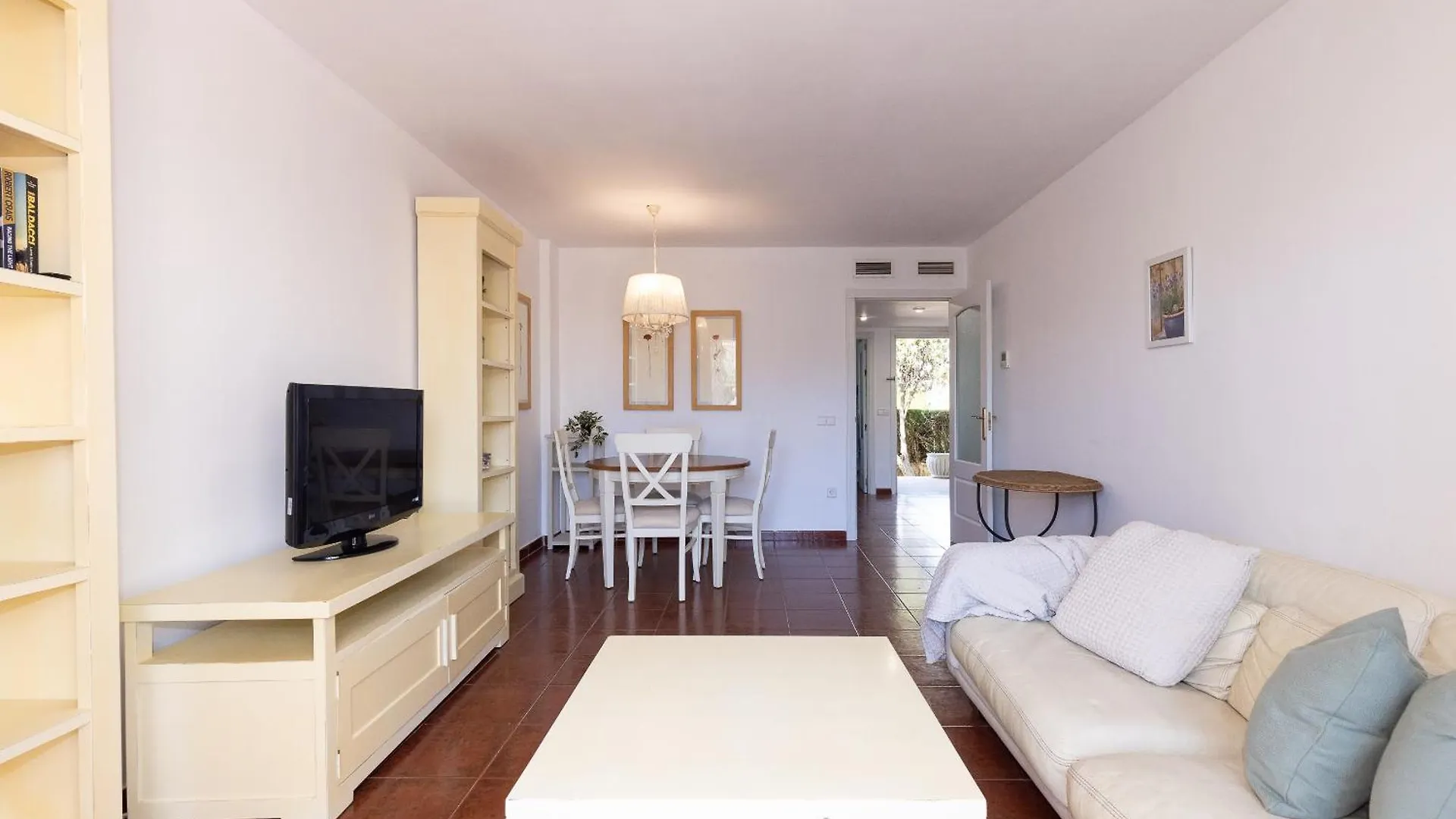 Uhc Residencial Villa Cristal Miami Playa